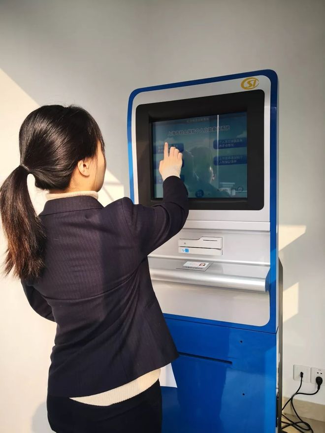 上海24小时套医保卡回收(24小时套医保卡回收什么意思)